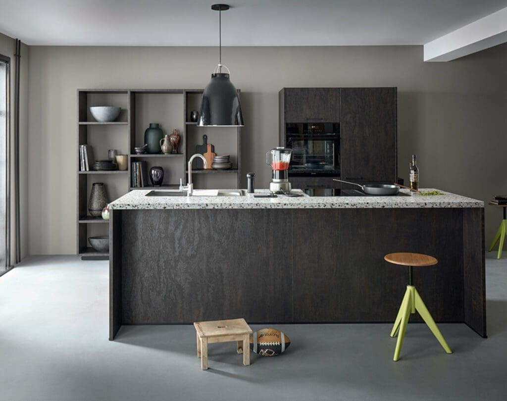 Modern German kitchen trends - dark kitchens