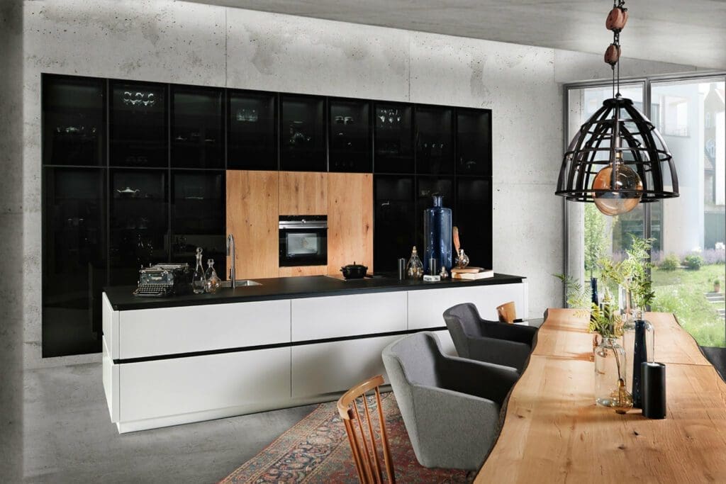 black kitchen design ideas | MHK Kitchen Experts