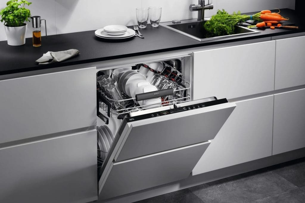 Aeg Smart Dishwasher | MHK Kitchen Experts