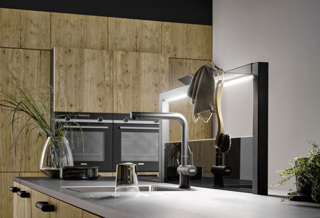Modern Luxury Kitchen | MHK Kitchen Experts