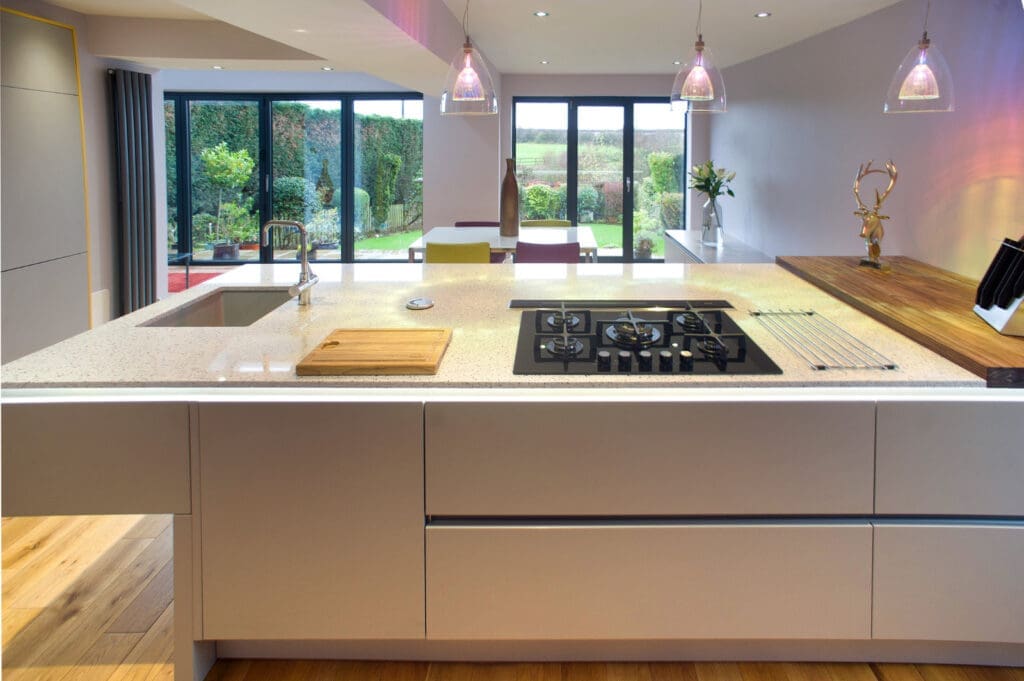 Modern handleless kitchens | MHK Kitchen Experts